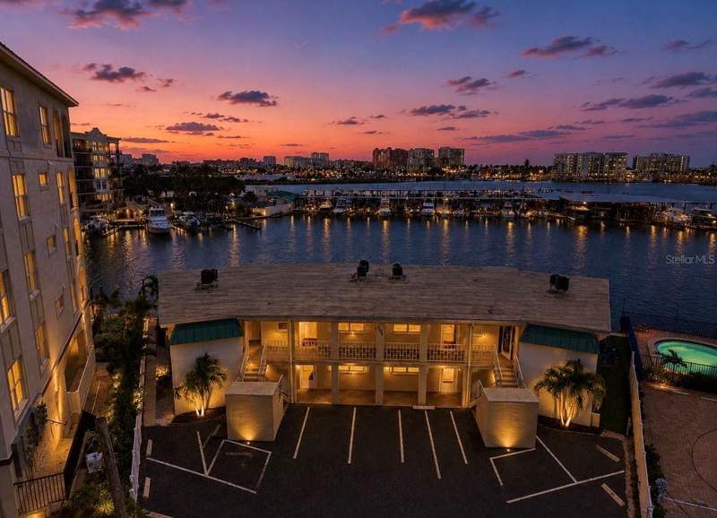 2 bedroom Condominium at 205 DOLPHIN POINT #4, DOLPHIN POINT CONDO, CLEARWATER BEACH — photo 3