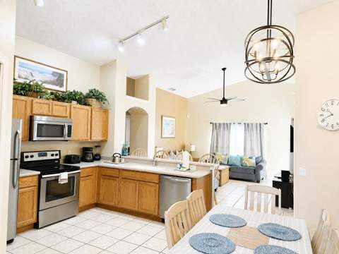 2914 Blooming Alamanda Loop, Kissimmee FL - photo 6 of 21