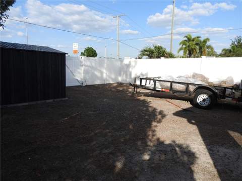 8822 Rocky Creek Drive, Tampa FL - photo 20 of 36