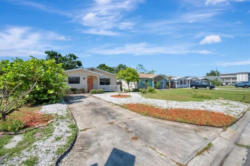 2 bedroom Single Family Residence at 5630 13th Avenue, Oak Ridge Estates Rep Of Blk 23, St Petersburg — photo 3