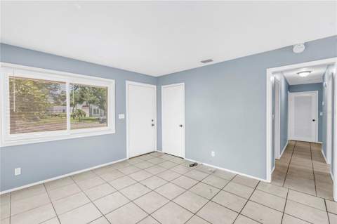 930 Alcazar Way, St Petersburg FL - photo 8 of 30