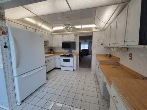 4715 Bay Street #225, St Petersburg FL - photo 12 of 41