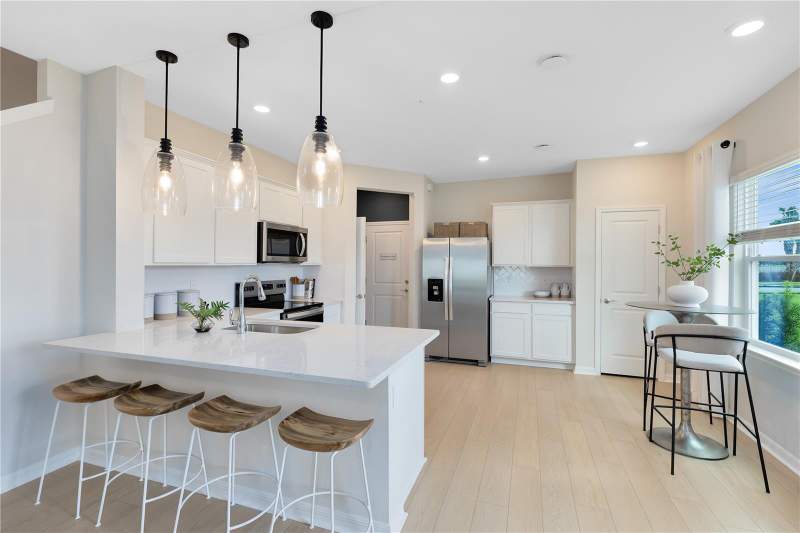 3 bedroom Townhouse at 452 BERYL COVE, EMERALD POINTE AT BERYL LANDING, SANFORD — photo 4