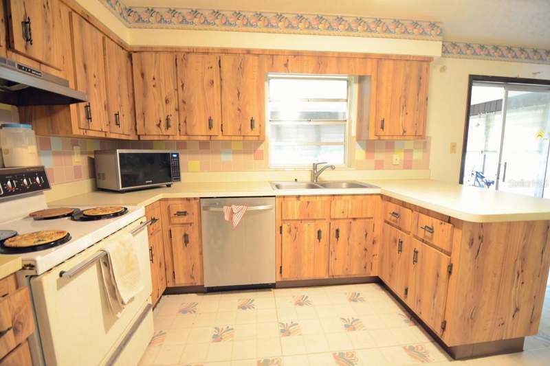 3 bedroom Single Family Residence at 155 NE 43rd Avenue, Highview Acres, Ocala — photo 3