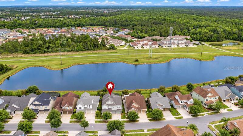 5 bedroom Single Family Residence at 14585 Cheever Street, Avalon Park South Village, Orlando — photo 2