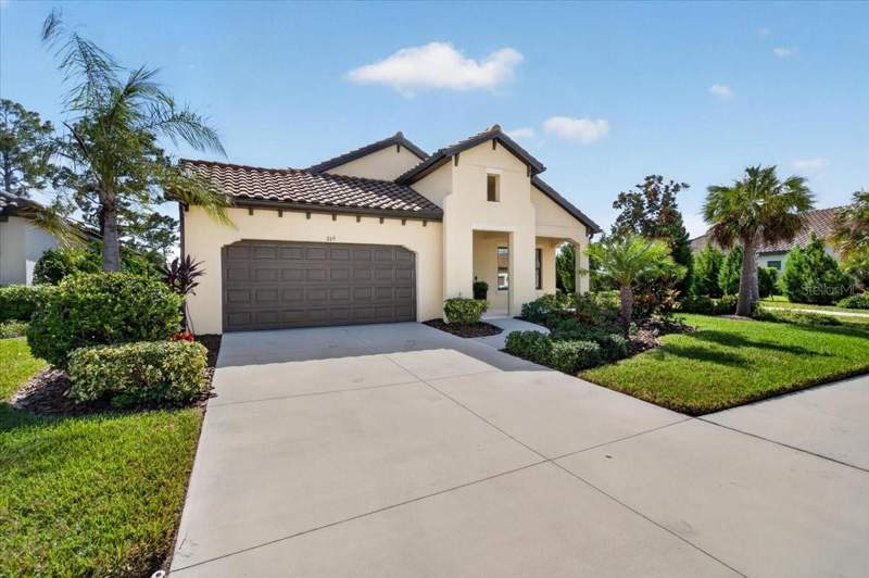 3 bedroom Single Family Residence at 269 Palmaria Court, Vicenza Ph 1, Nokomis — photo 2