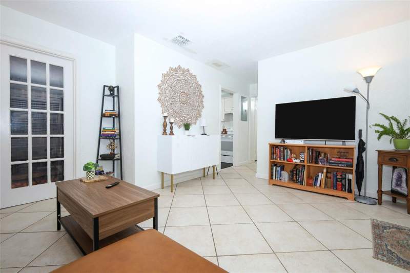 3 bedroom Single Family Residence at 410 E CRYSTAL LAKE STREET, DELANEY HIGHLANDS, ORLANDO — photo 5