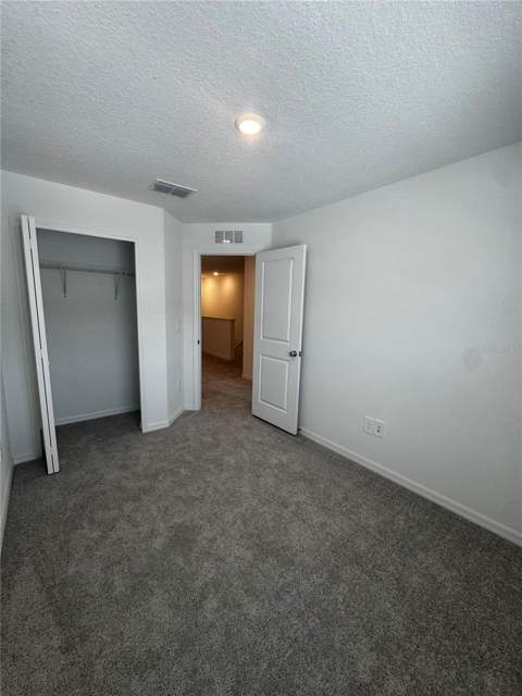 10149 Trumpet Honeysuckle Way, San Antonio FL - photo 12 of 33