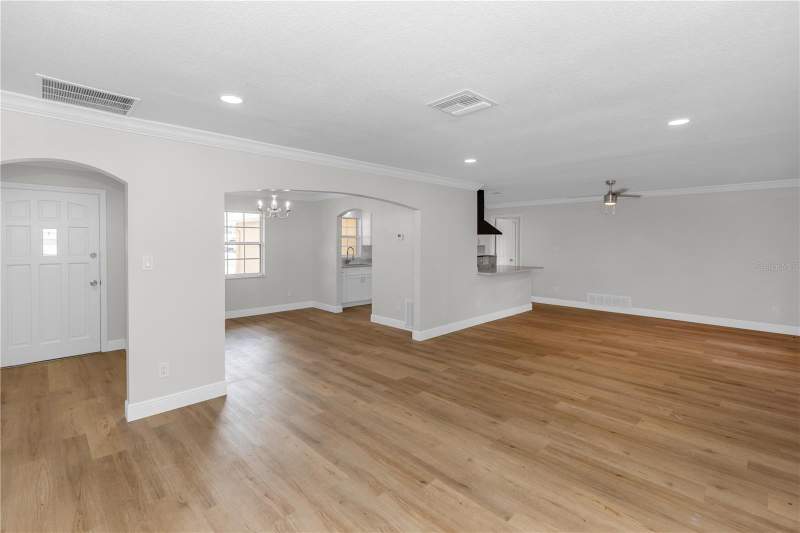 3 bedroom Single Family Residence at 4992 E Wind Street, Dover Estates, Orlando — photo 3