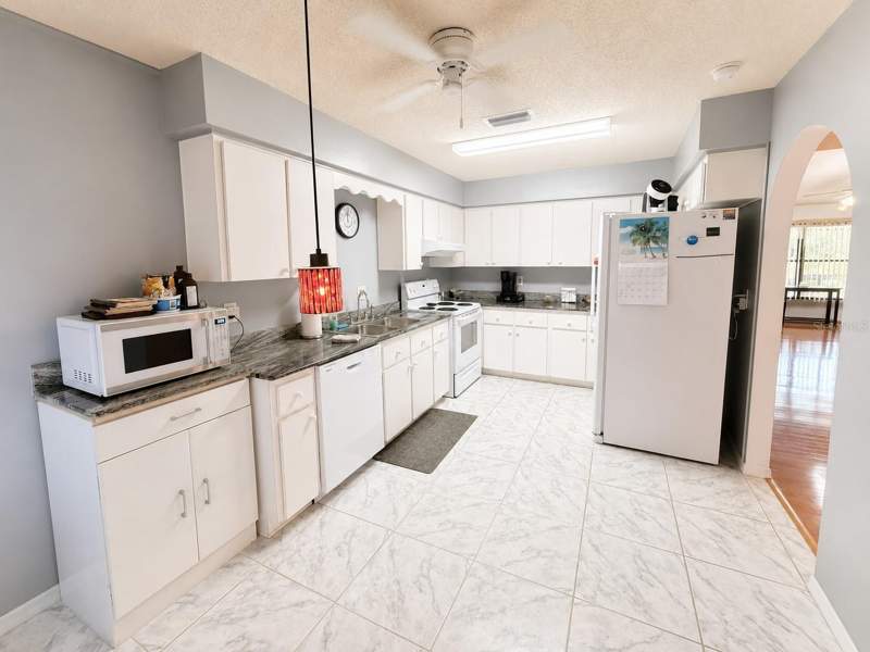 2 bedroom Single Family Residence at 4276 SW 140th Street Road, Marion Oaks Un 01, Ocala — photo 5