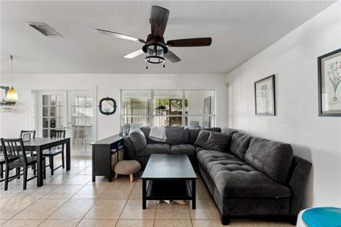 9758 Fox Hollow Road, Tampa FL - photo 6 of 56