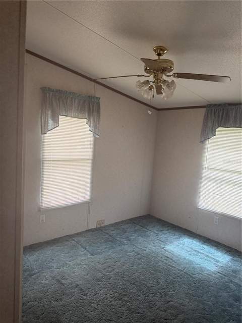 55616 Lee Street, Astor FL - photo 7 of 11
