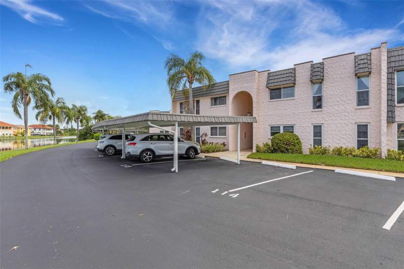 2 bedroom Condominium at 114 Fernwood Circle #114, Gardens The Condo, Seminole — photo 4