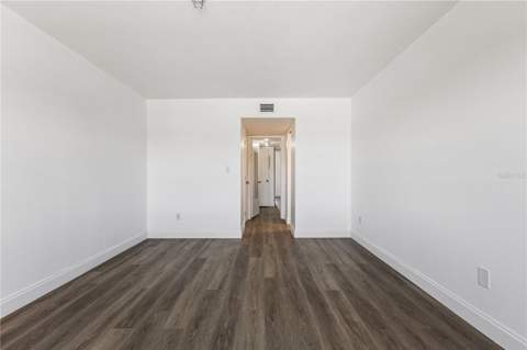5080 Locust Street #322, St Petersburg FL - photo 13 of 28