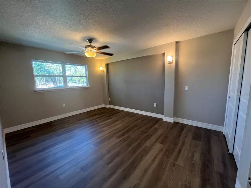 3 bedroom Single Family Residence at 725 Scenic Street, Leesburg Stoer Island Add 03, Leesburg — photo 5