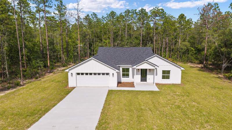 4 bedroom Single Family Residence at 6997 SW 138th Terrace, Rolling Hills Un 3, Ocala — photo 3