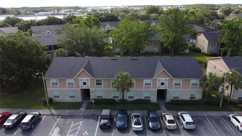 2 bedroom Condominium at 9909 Sweepstakes Lane #4, Hawthorne Village, Orlando — photo 2