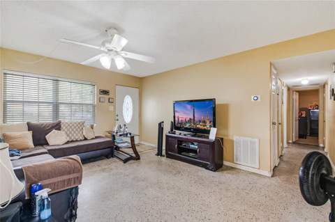 6017 Candlewood Lane, Orlando FL - photo 9 of 39