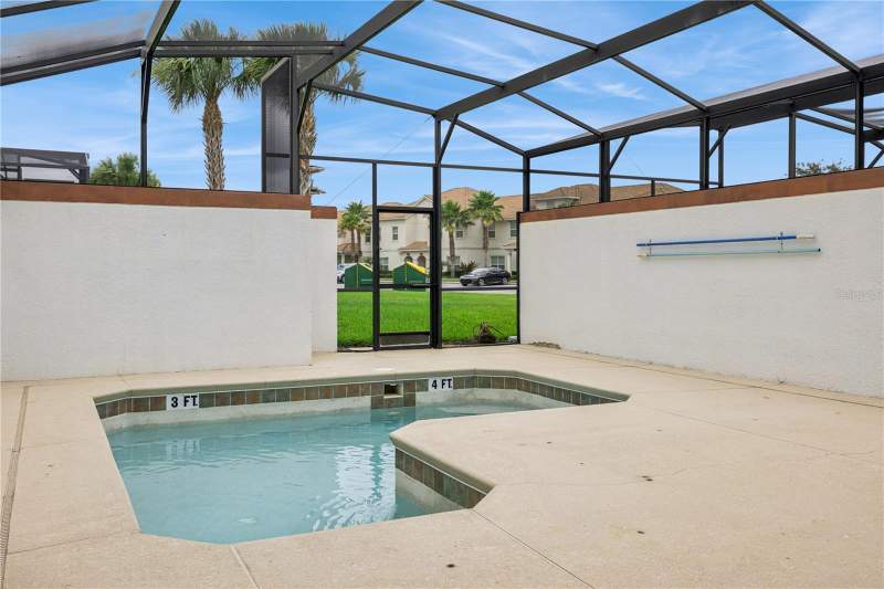 4 bedroom Townhouse at 1584 Slice Way, Stoneybrook South Ph I-1 & J-1, Davenport — photo 2