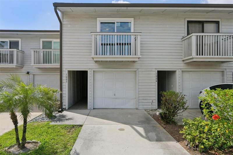 6436 92ND PLACE #1005 home for sale in Lake Forest Condo