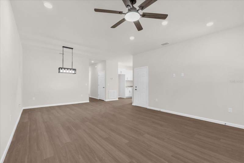 3 bedroom Single Family Residence at 1807 Peach Avenue, Pine Level, Sanford — photo 5