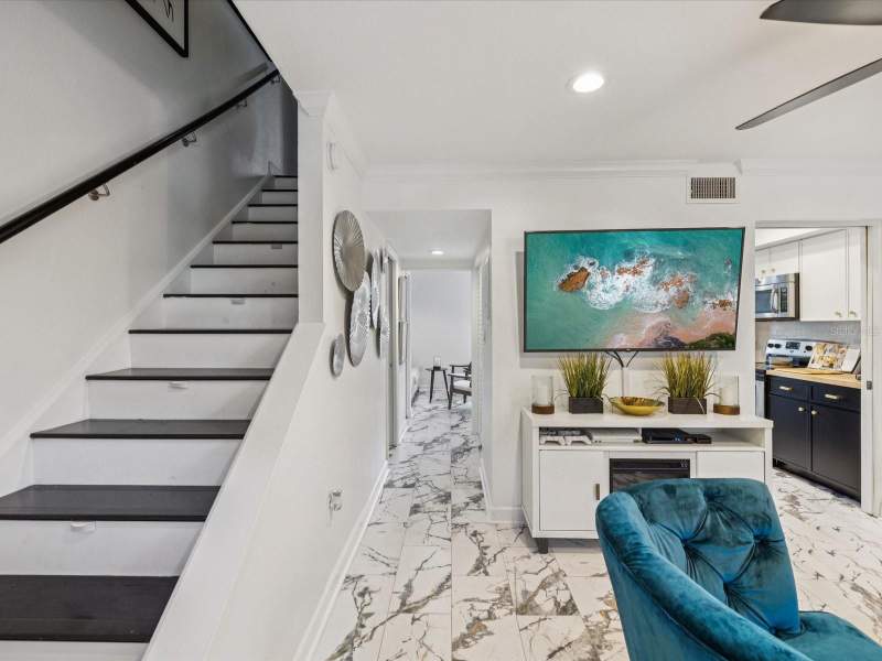 2 bedroom Townhouse at 1308 70th Street, Seventieth Somerset Place Condo, St Petersburg — photo 5