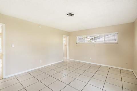 806 Highland Drive, Altamonte Springs FL - photo 6 of 36