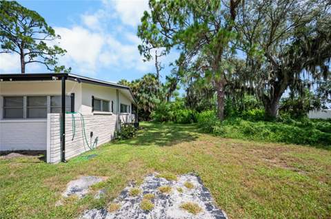 340 Timbruce Lane, Port Charlotte FL - photo 24 of 34