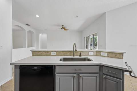 1810 Mira Lago Circle, Ruskin FL - photo 17 of 62
