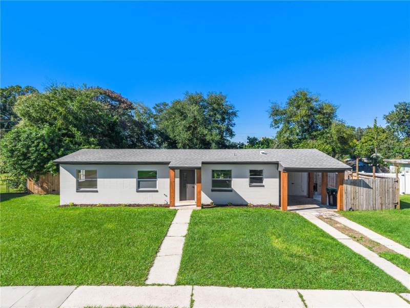 7405 AUTUMNVALE DRIVE home for sale in Azalea Park