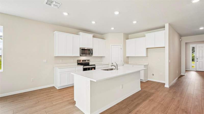 4 bedroom Single Family Residence at 2028 Vandalia Place, Legacy Preserve, Parrish — photo 5