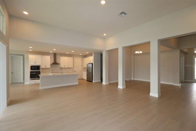 4 bedroom Single Family Residence at 17036 Overstory Road, Solace At Corner Lake, Orlando — photo 5