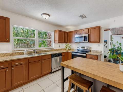 5704 13th Street, Zephyrhills FL - photo 23 of 52