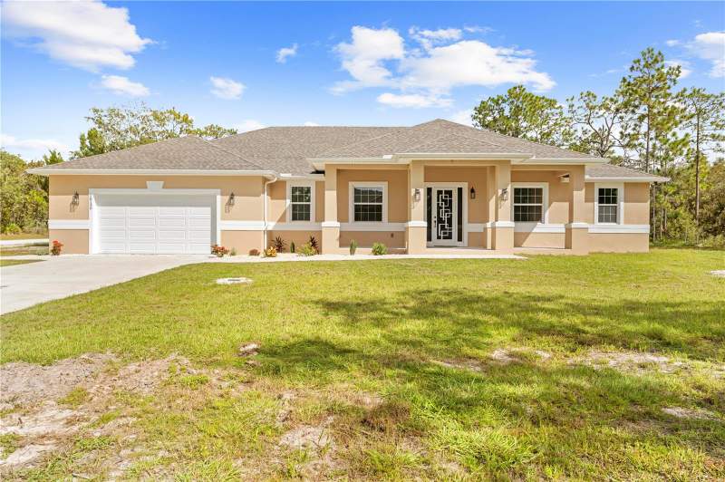 4 bedroom Single Family Residence at 18130 Parrot Road, Royal Highlands, Weeki Wachee — photo 2