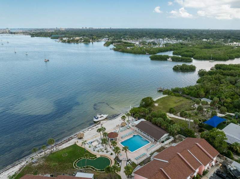 2 bedroom Condominium at 3640 41st Lane #72E, Bermuda Bay Beach Condo, St Petersburg — photo 5