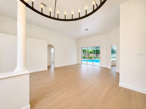 2532 Bellwood Drive, Brandon FL - photo 9 of 45