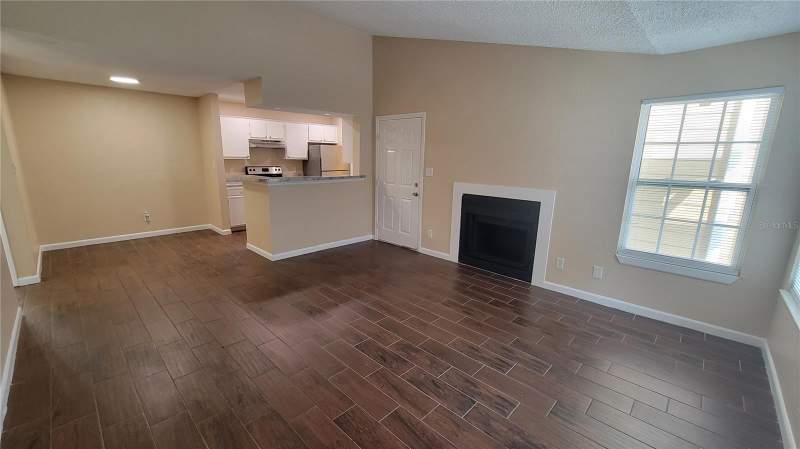 2 bedroom Condominium at 5600 DEVONBRIAR WAY #N202, REGENCY GARDENS, ORLANDO — photo 3