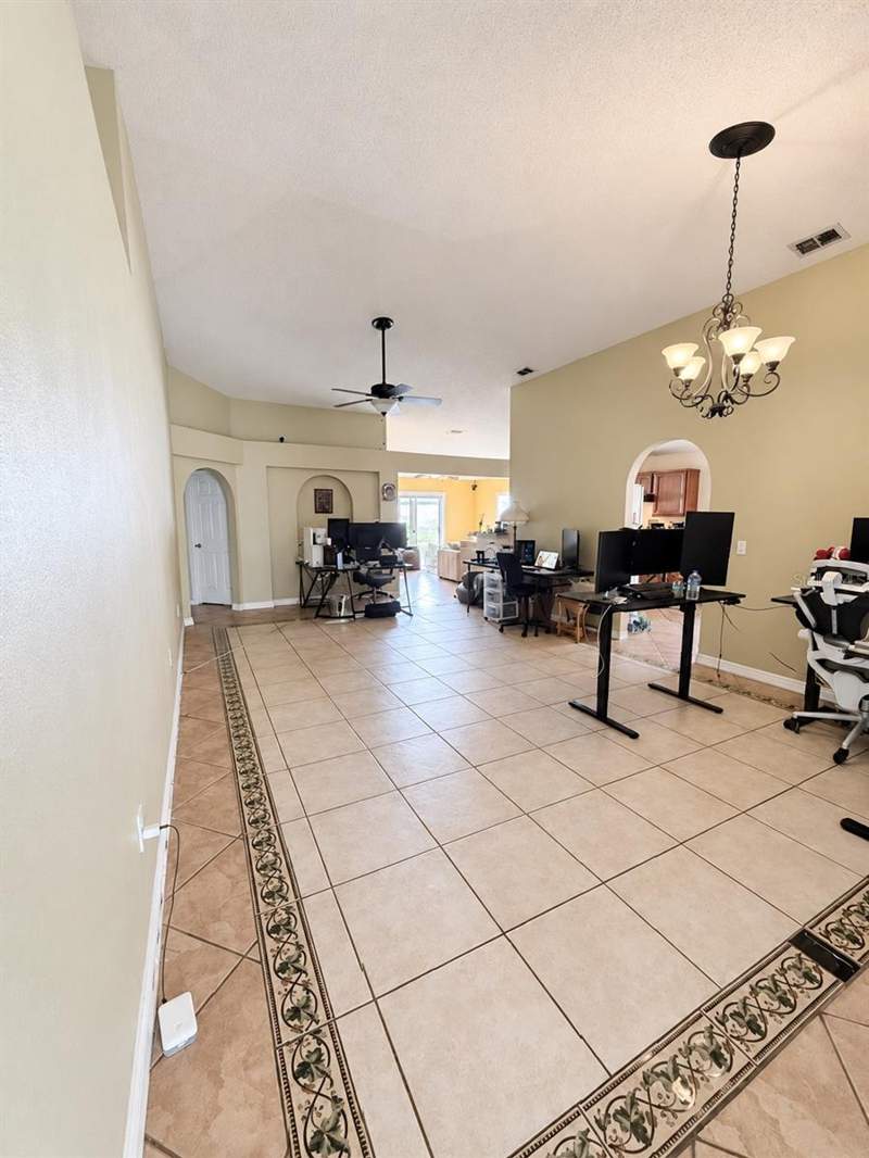4 bedroom Single Family Residence at 11629 Bentry Street, Wetherbee Lakes Sub, Orlando — photo 4