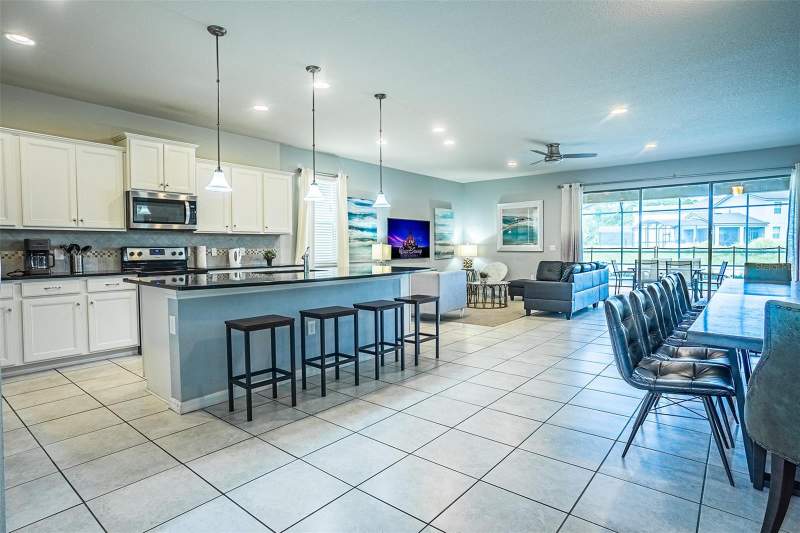 8 bedroom Single Family Residence at 1682 Lima Avenue, Windsor At Westside Ph 2B, Kissimmee — photo 4