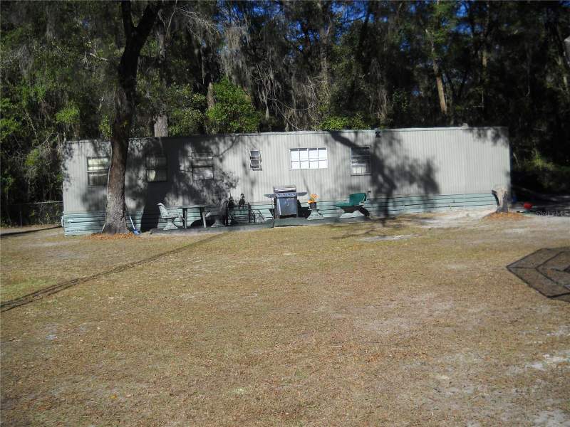 5 bedroom Manufactured Home at 4881 NW 69th Street, Golden Meadow Farms, Ocala — photo 2