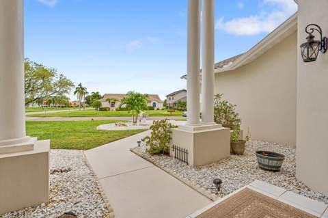 4202 Augusta Terrace, Bradenton FL - photo 9 of 60