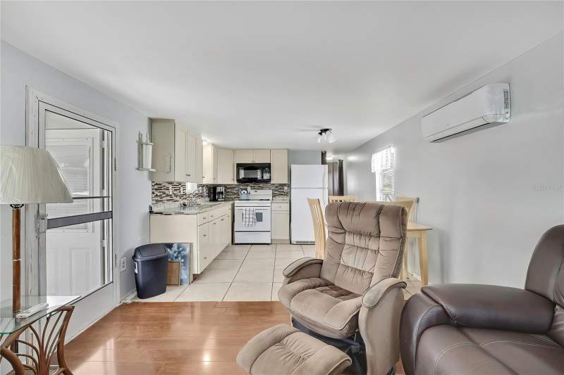 1 bedroom Mobile Home at 770 32nd Avenue #522, Wilders Mobile Home Park Unrec, St Petersburg — photo 5