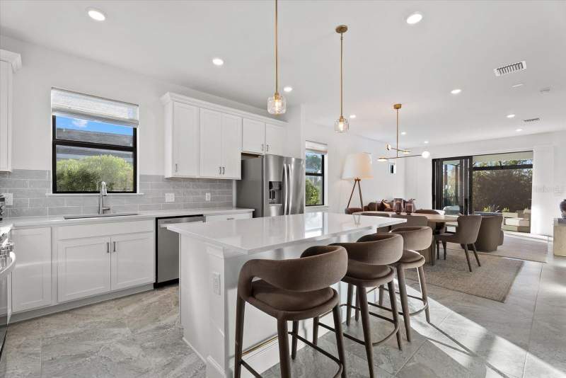2 bedroom Single Family Residence at 18918 Indian Rock Place, Del Webbcatalina/Lkwood Rho Ph, Lakewood Ranch — photo 5
