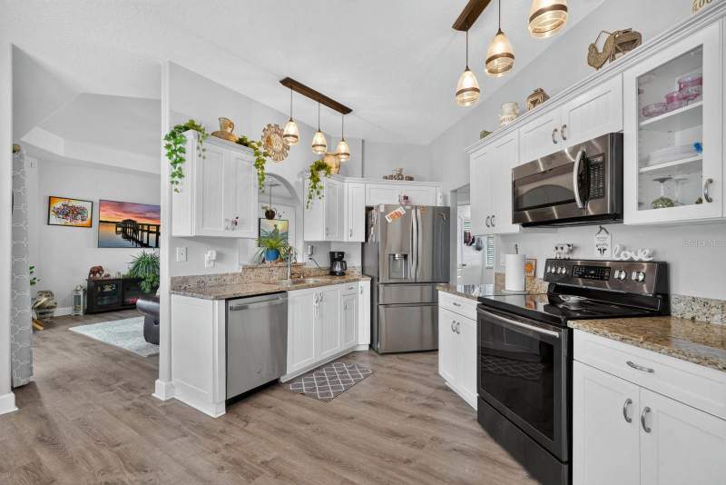 3 bedroom Single Family Residence at 72 Karas Trail, Kankakee Run Sec 65 Seminole W, Palm Coast — photo 4