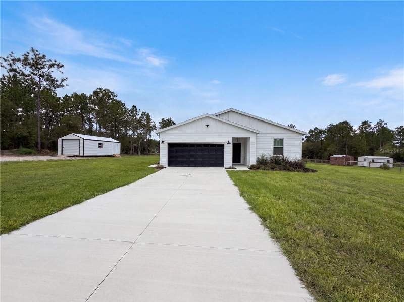 3 bedroom Single Family Residence at 12220 SW 76th Lane, Rolling Hills 02, Dunnellon — photo 2