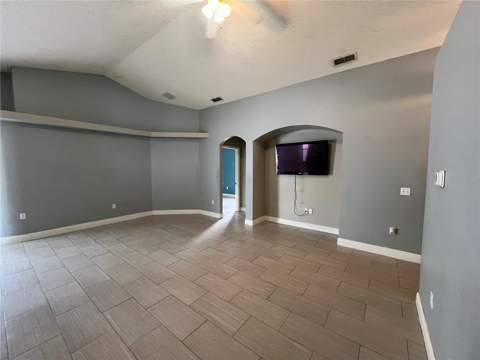 218 Royal Ridge Drive, Davenport FL - photo 7 of 31