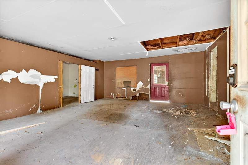 3 bedroom Single Family Residence at 15176 NE 154th Lane, Ocklawaha River Estate, Fort Mc Coy — photo 3