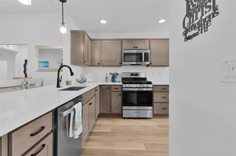7520 Far Hills Loop, The Villages FL - photo 8 of 47