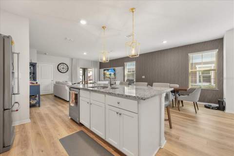 10089 Salt Point Drive, Winter Garden FL - photo 10 of 25