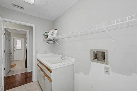 1364 Overland Drive, Spring Hill FL - photo 20 of 52
